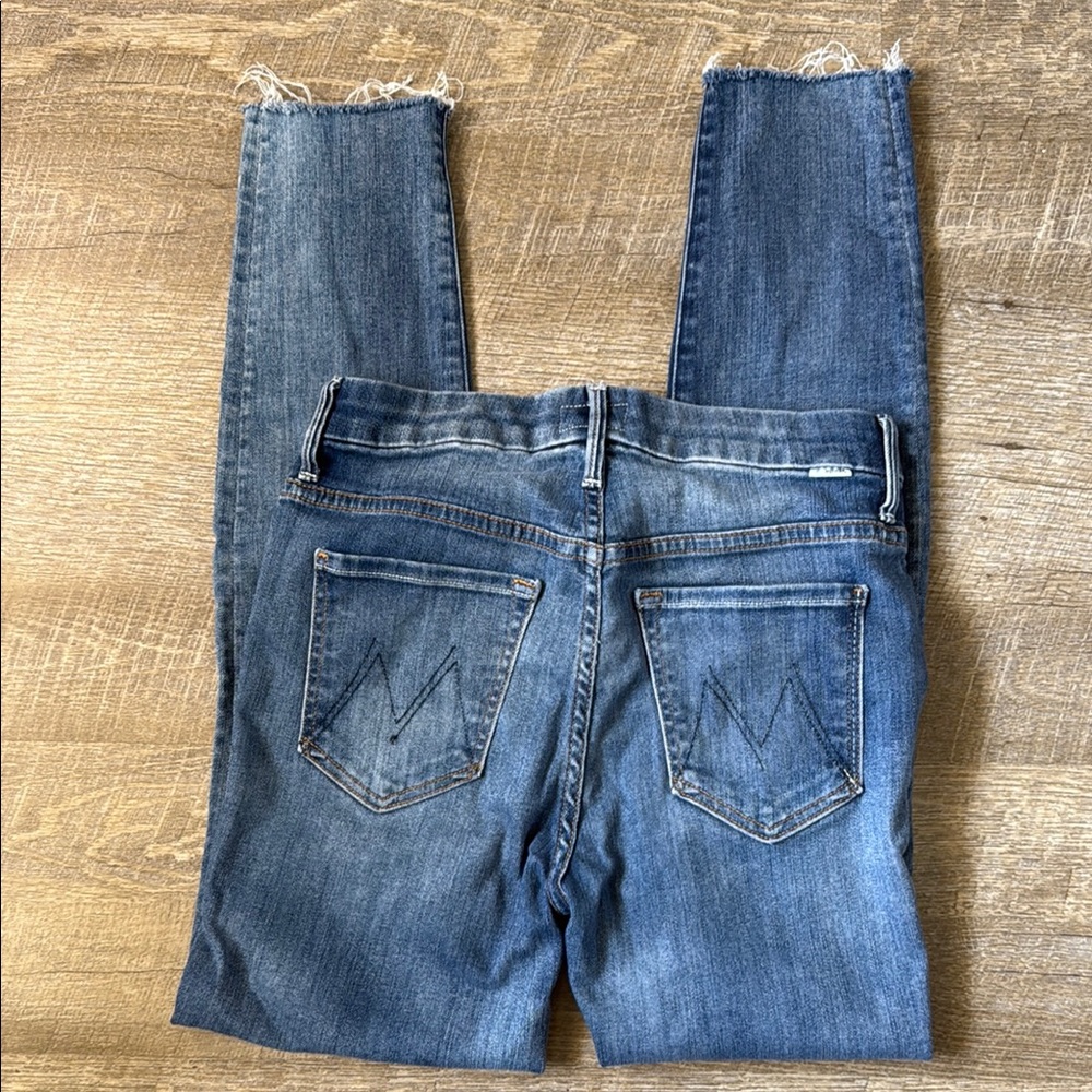 Mother High Waisted Looker Ankle Fray Jeans Size 26